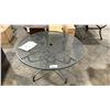 Image 2 : ROYAL GARDEN TISCH 47" ROUND GREY METAL MESH TOP OUTDOOR PATIO TABLE