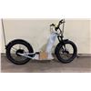 Image 2 : ALPINE RIDING A-RIDE PACIFIC COASTER FULL SUSPENSION ELECTRIC SIZE 24" FAT TIRE SCOOTER,