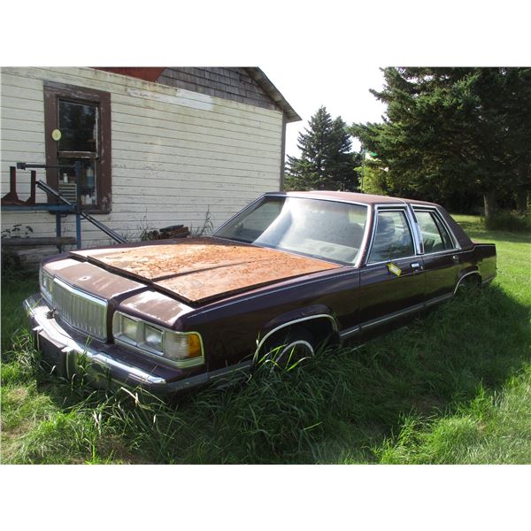 1988/89 Mercury Grand Marquis - For Parts - Serial 2MEBM75F6KX625122