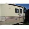 Image 3 : 1984 Pace Arrow Motorhome - Fleetwood - 26ft Long - 454 Gas Engine - Fridge, Stove, Tub, Toilet, A/C