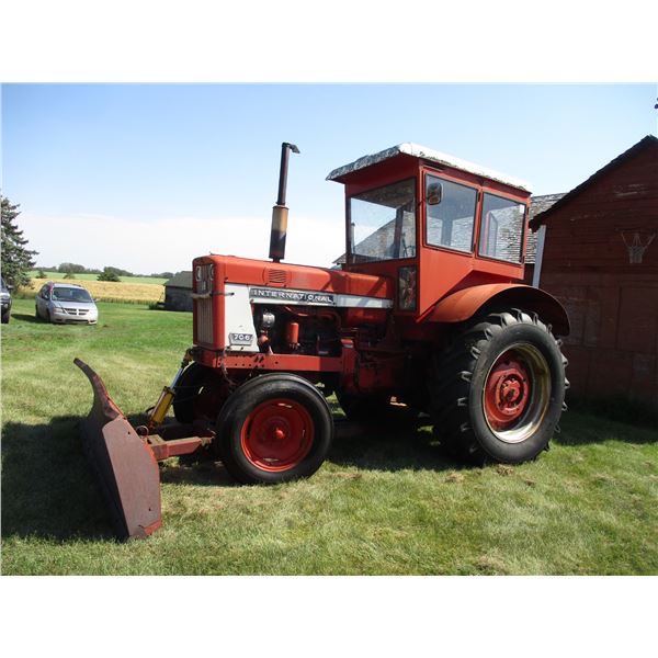 International 706 - Diesel - PTO 540 Dual Hydraulics - 5163Hrs - Decent Tires - Serial 1023 S-Y
