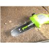 Image 4 : Greenworks Electric Pole Saw - 8" Bar