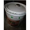 Image 1 : 5Gal Shopmaster Exterior Paint - Sealed