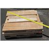Image 1 : Pallet Albizia Wood Misc Lengths to 45"L