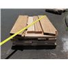 Image 8 : Pallet Albizia Wood Misc Lengths to 45"L