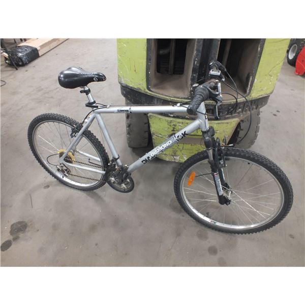 Dimond Back 21 Speed Mens Bicycle