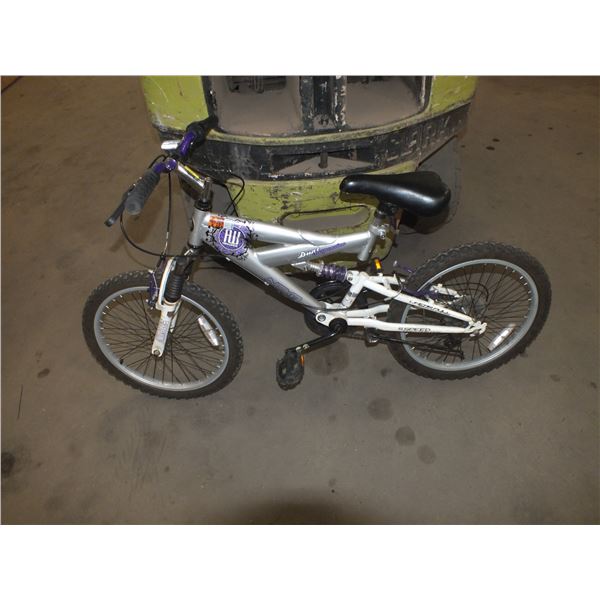 Kids Next 6 Speed Bicycle