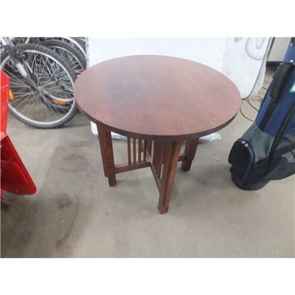 Round End Table