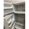 Image 2 : Frigidaire Fridge