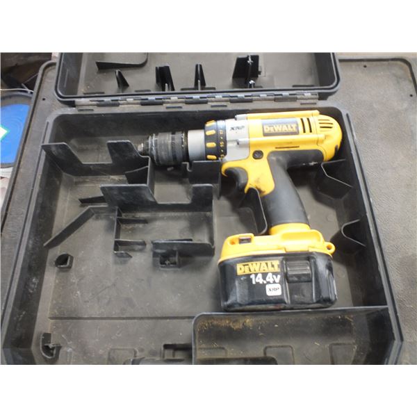 Dewalt 14.4 Volt Drill