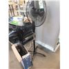 Image 1 : 2 Floor Fans