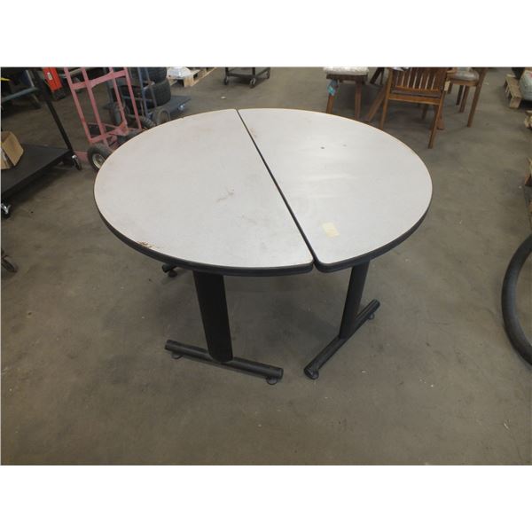 2pc 4ft Round Table