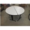 Image 1 : 2pc 4ft Round Table