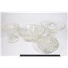 Image 1 : LARGE LOT OF CRYSTAL BOWLS AND CHALICES