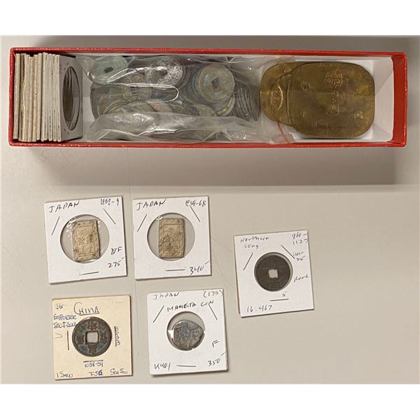 ASIA: LOT of 115 cash coins & charms