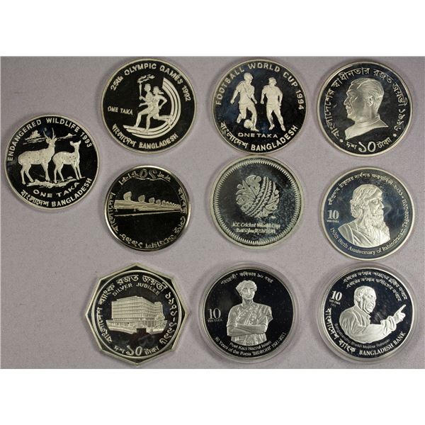 BANGLADESH: People's Republic, LOT of 10 coins
