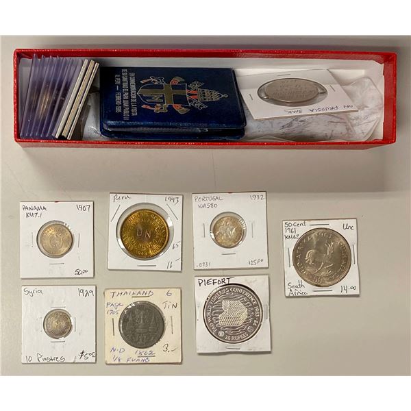 WORLDWIDE: LOT of 30 coins, medals, tokens, and related items
