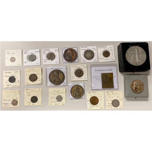 WORLDWIDE: LOT of 19 coins, tokens, and medals