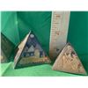 Image 5 : Vintage Set of 3 Metal Etched Egyptian Pyramids