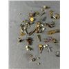 Image 2 : Assortment Of Vintage Tie Clips, Cuff Links & More