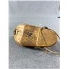 Image 8 : 2 Delft Holland & 1 Wooden Clock Ornament