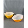Image 2 : Lot of 4 Vintage Pyrex Bowls