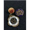 Image 2 : Assortment Of 8 Vintage Pins