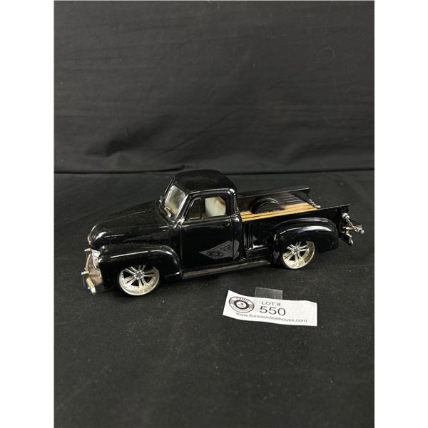 1/24 Scale Jada 1951 Chevrolet Pick Up Die-Cast Metal
