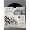 Image 3 : Vintage RCA Victor Youth Series Record "Walt Disney's Melody Time"