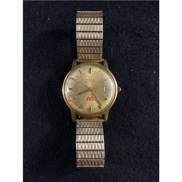 Vintage Omega Automatic Watch Caliber 565. Runs But Has Issues With Hands - To Restore Or Parts - 24