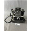 Image 1 : Vintage Polaroid 440 Automatic Land Camera