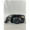 Image 2 : 2 Vintage Pentax Zoom 105-R Cameras
