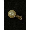 Image 1 : Dainty 14k Gold Genuine Pearl Pendant