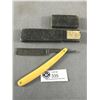 Image 2 : Lot Of 3 Antique Straight Razors In Original Boxes