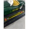 Image 2 : 1/24 Scale Burago Jaguar XK120 Roadster (1948) Die Cast Metal Collectible