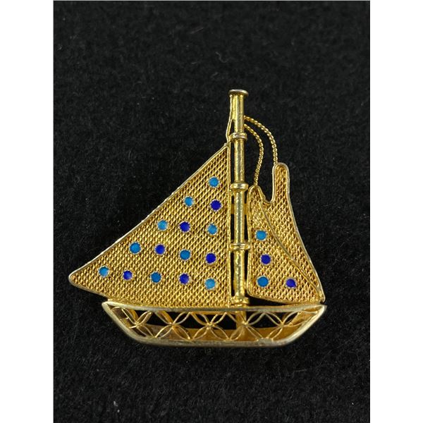 Vintage Hand Crafted Filligree Sailing Boat Brooch