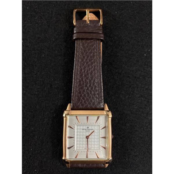 Excellent Quartz Wrist Watch Marked Patek Philippe ( Not Authenticated) Geneve Working