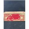 Image 8 : ERTL 1938 Chevrolet Panel Truck Coin Bank Pro Hardware