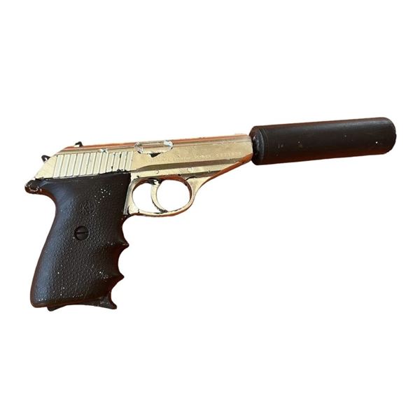 8mm (1999) - Tom Welles (Nicolas Cage) SIG-Sauer P230