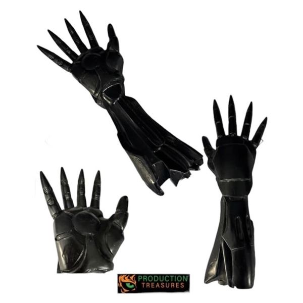 Avengers: Age of Ultron (2015) - A Sub-Ultron (Ultron Sentry) Arm