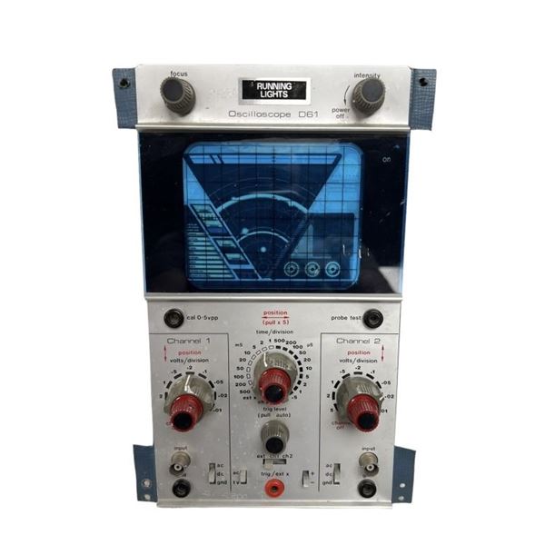 Battlestar Galactica (2004 - 2009) - Galactica CIC Electronic Oscilloscope Panel