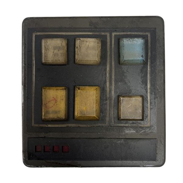 Battlestar Galactica (2004 - 2009) - Galactica Light-Up Display Panel