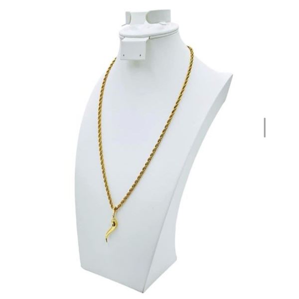 Pam & Tommy (2022) - Louis 'Butchie' Peraino (Andrew Dice Clay) Necklace