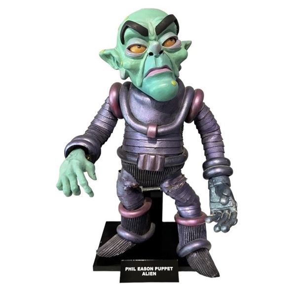 Stop Motion 18" Alien Puppet From Phil Eason Estate