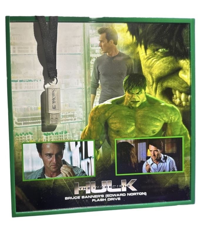 The Incredible Hulk (2008) - Bruce Banner (Edward Norton) Flash Drive