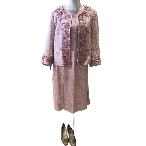 Warehouse 13 (2009–2014) -  Mrs. Irene Frederic (CCH Pounder) Dress Suit and Shoes