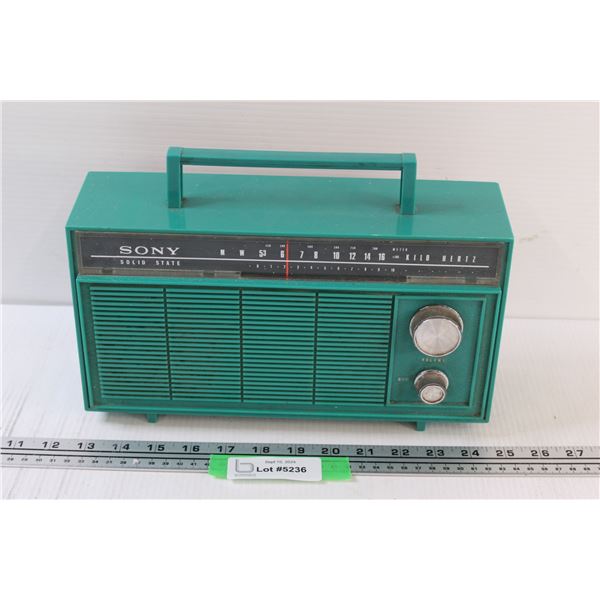 Sony Portable Radio - 12" x 6" x 4" - May Need Batteries, as is