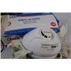 Image 2 : Assorted Face & Dust Masks & Gloves - As is