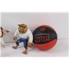 Image 4 : (6) Kid's Toys: Aladdin, Beast, Hercules, Darth Vader, Toronto Raptors Mini Basketball