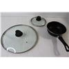 Image 4 : (4) Frying Pans one With Lid, Pot With Lid\